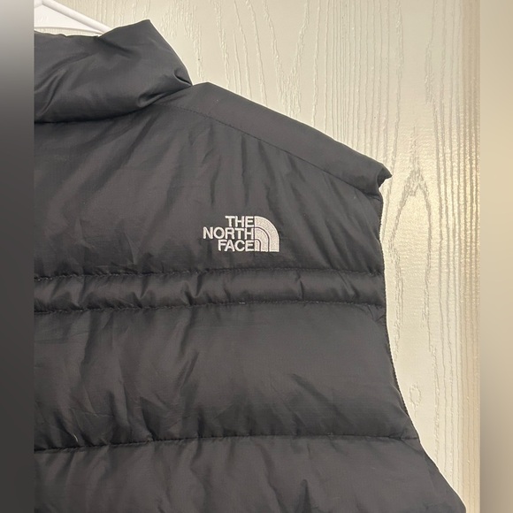 The North Face | Black Puffer Jacket | Size XLL - Picture 9 of 9
